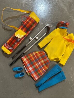 1971 Barbie Golfing Greats #3413 complete set outfit clubs balls cap sunglasses